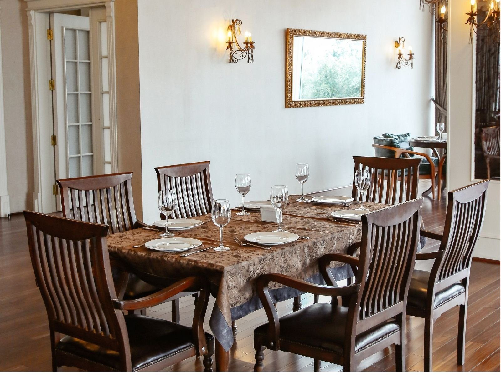 Dining Room Furniture Carpentry in Singapore