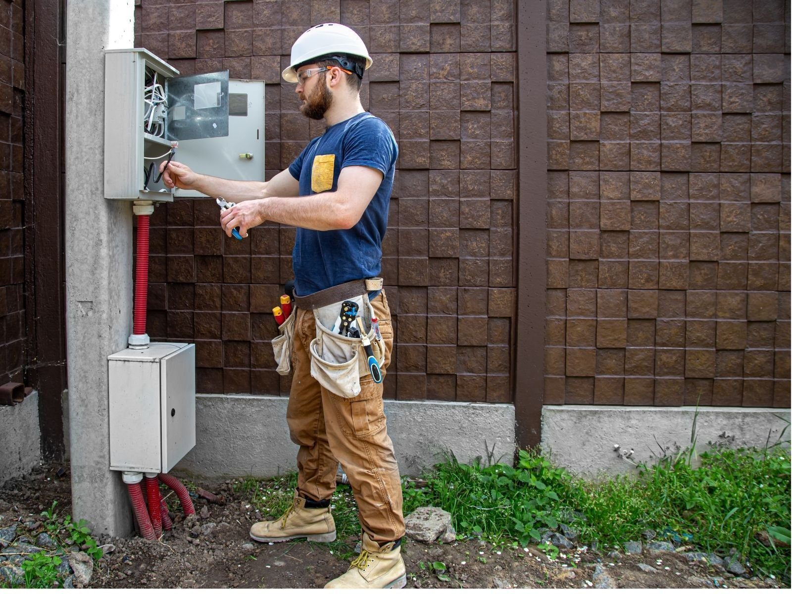 Solar Inverter Installation & Replacement